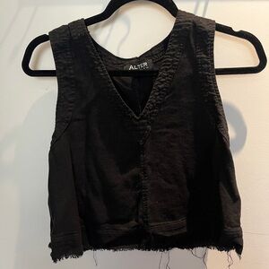 ALTER black linen tank and capris set
Size M
